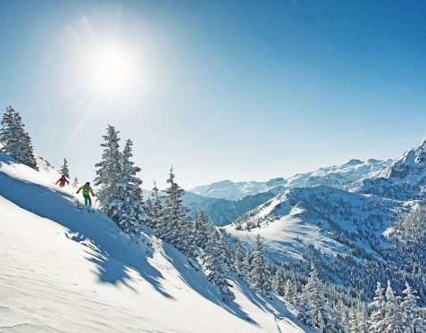 Skifahrer auf der Skipiste © Wagrain-Kleinarl Tourismus