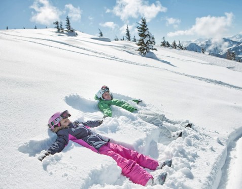 Kinder im Schnee © Wagrain-Kleinarl Tourismus